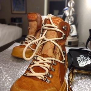 GUCCI Flashtrek Hi Boots Brown (men's) 8.5
